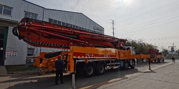 混凝土泵車施工需要多大的場地呢？