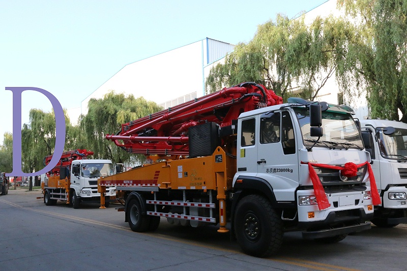 青島混凝土泵車價格 (10)