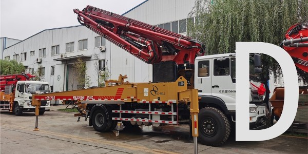 布料過程中，應不斷檢查并在必要時調(diào)整泵車支腿