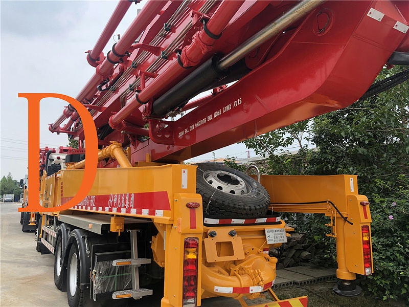 青島混凝土泵車價格 (18)