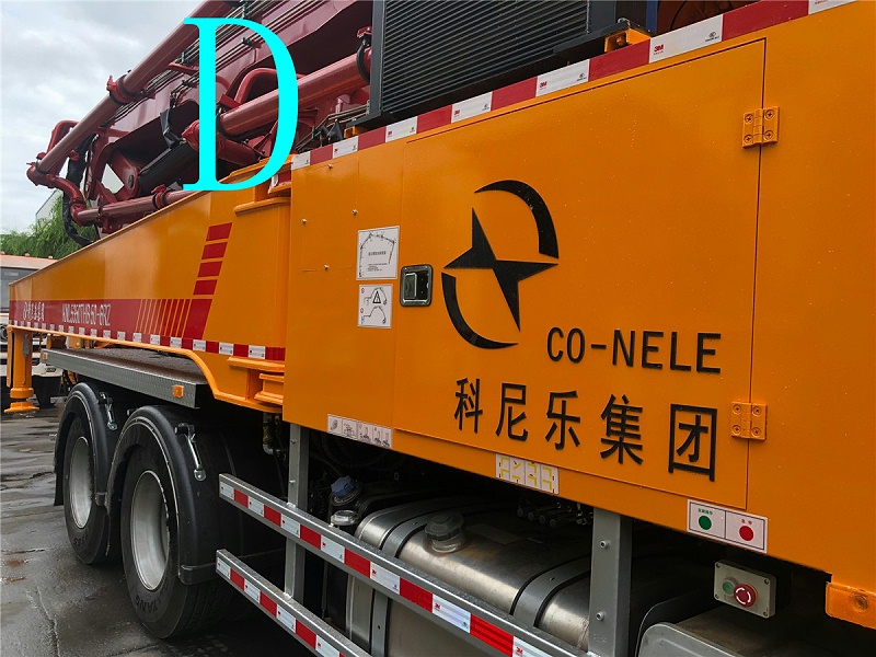 青島小型混凝土泵車價格 (10)