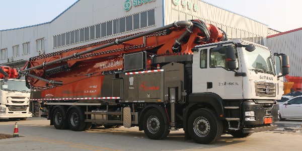 泵車料斗內(nèi)殘存的混凝土要怎么清理？