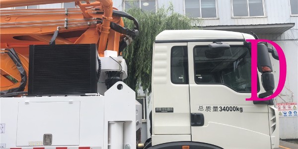 小型混凝土泵車有哪些推送機(jī)構(gòu)